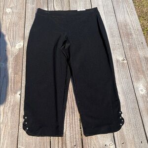 JM Collection Black Cropped Leggings with Snap Hem